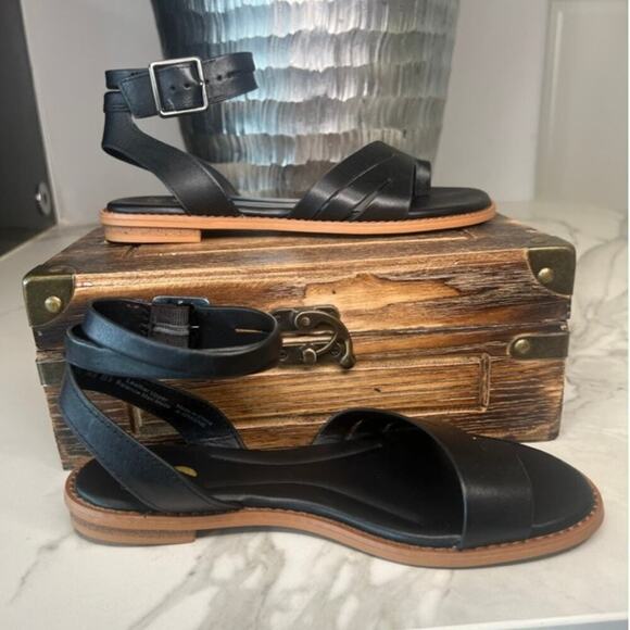 Franco Sarto Greene Strappy Sandals in Black - Picture 6 of 9